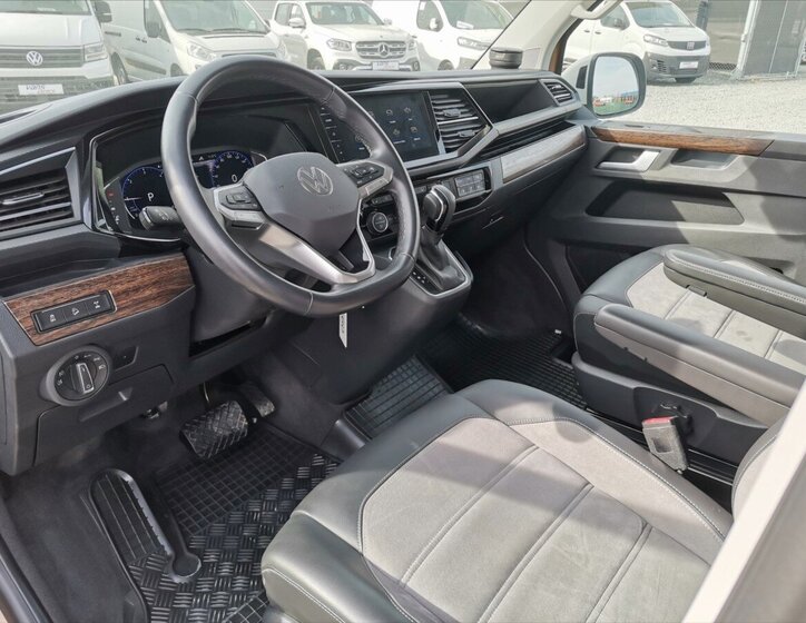 Volkswagen Multivan VAN / Minibus 2,0 l 150 kw