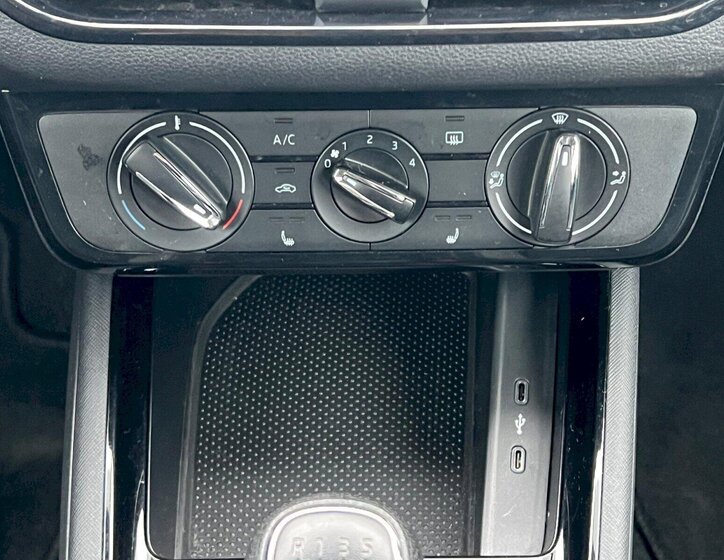 Škoda Scala Hatchback 1,0 l 85 kw