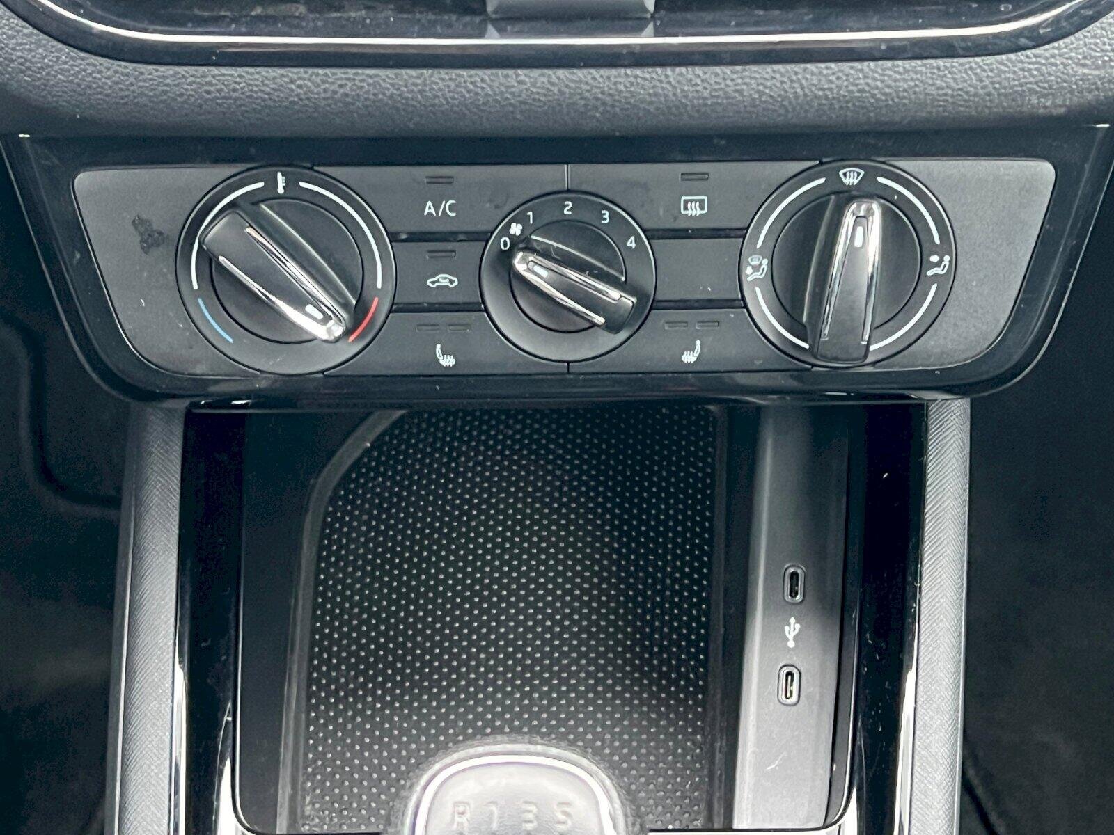 Škoda Scala Hatchback 1,0 l 85 kw