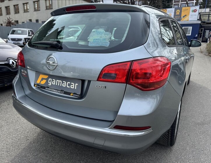 Opel Astra Kombi 1,7 l 81 kw