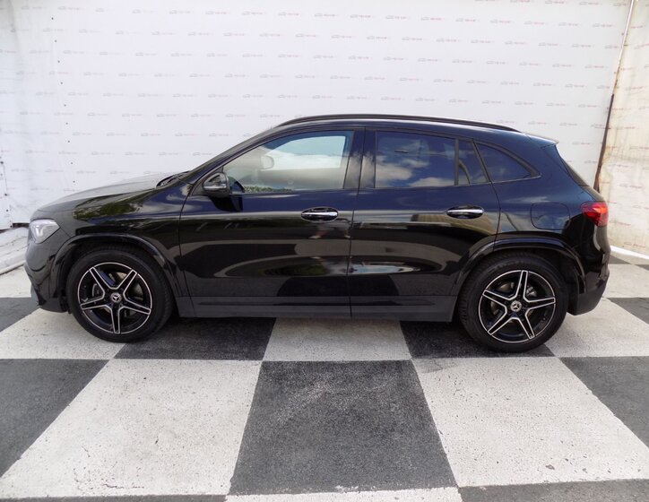 Mercedes-Benz GLA SUV / Terénní 2,0 l 110 kw