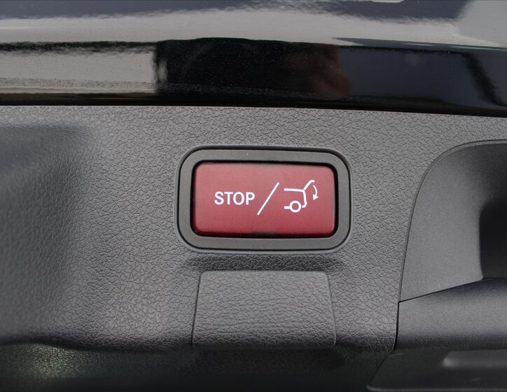 Mercedes-Benz CLA 13