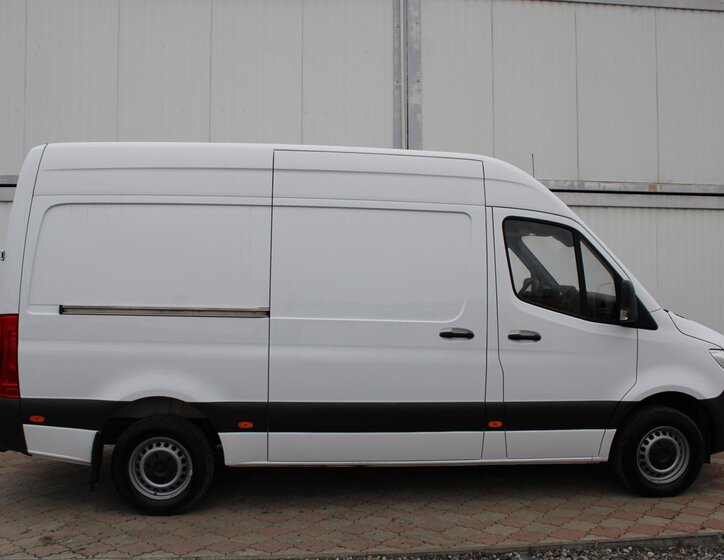 Mercedes-Benz Sprinter 3