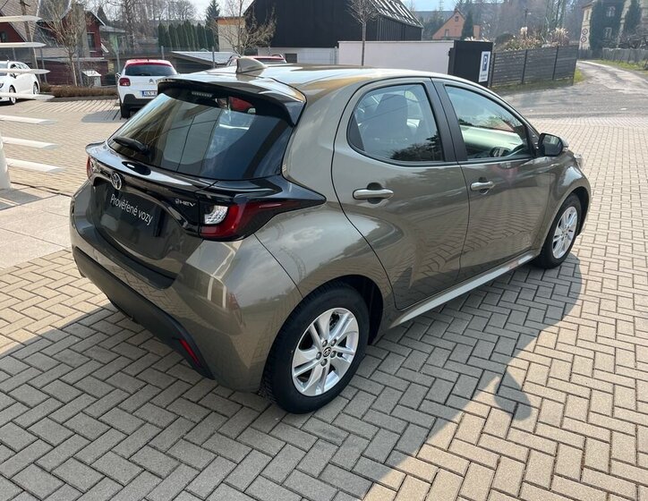 Toyota Yaris Hatchback 1,5 l 68 kw