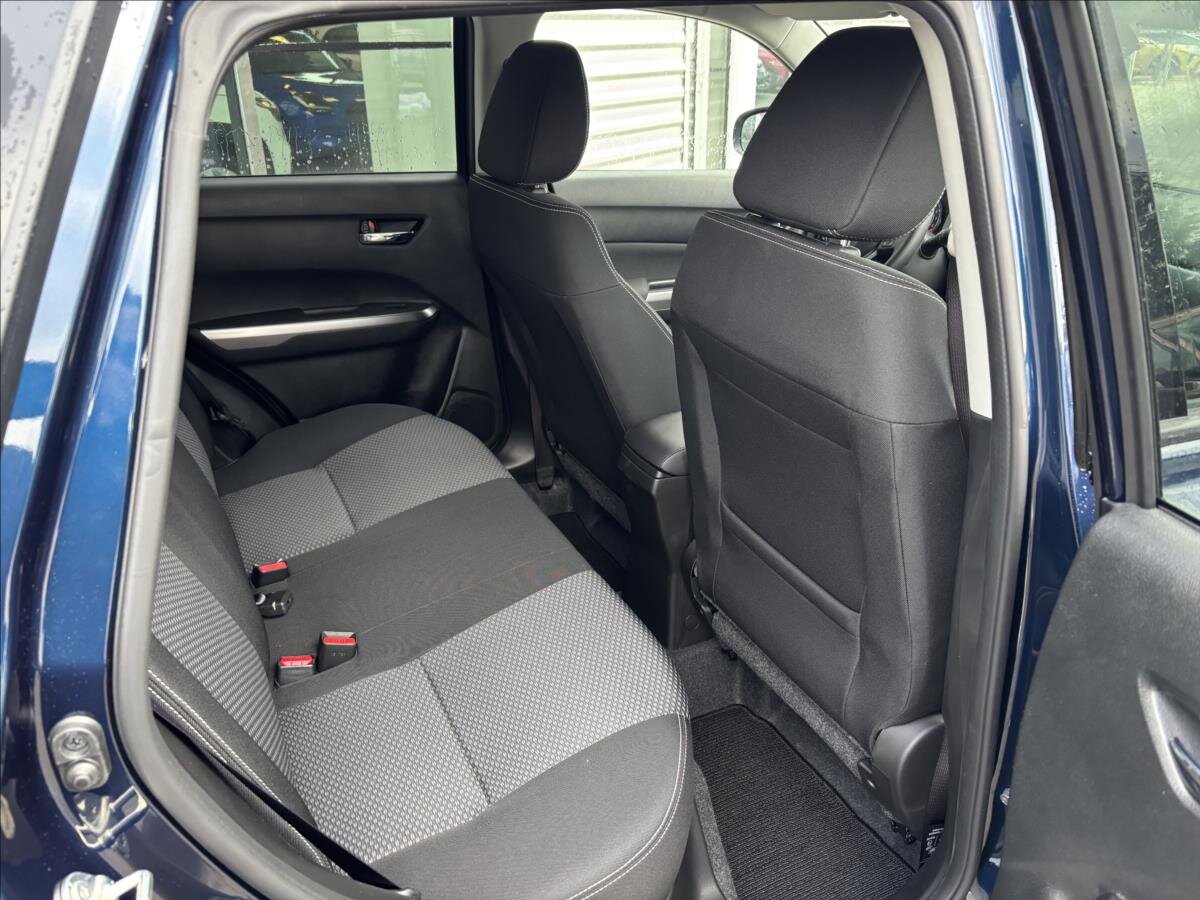 Suzuki Vitara SUV 1,4 l 81 kw
