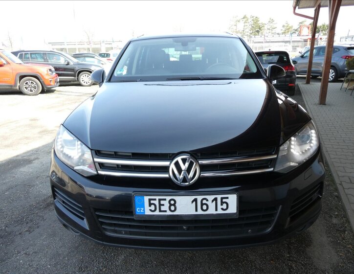 Volkswagen Touareg SUV / Terénní 3,0 l 180 kw
