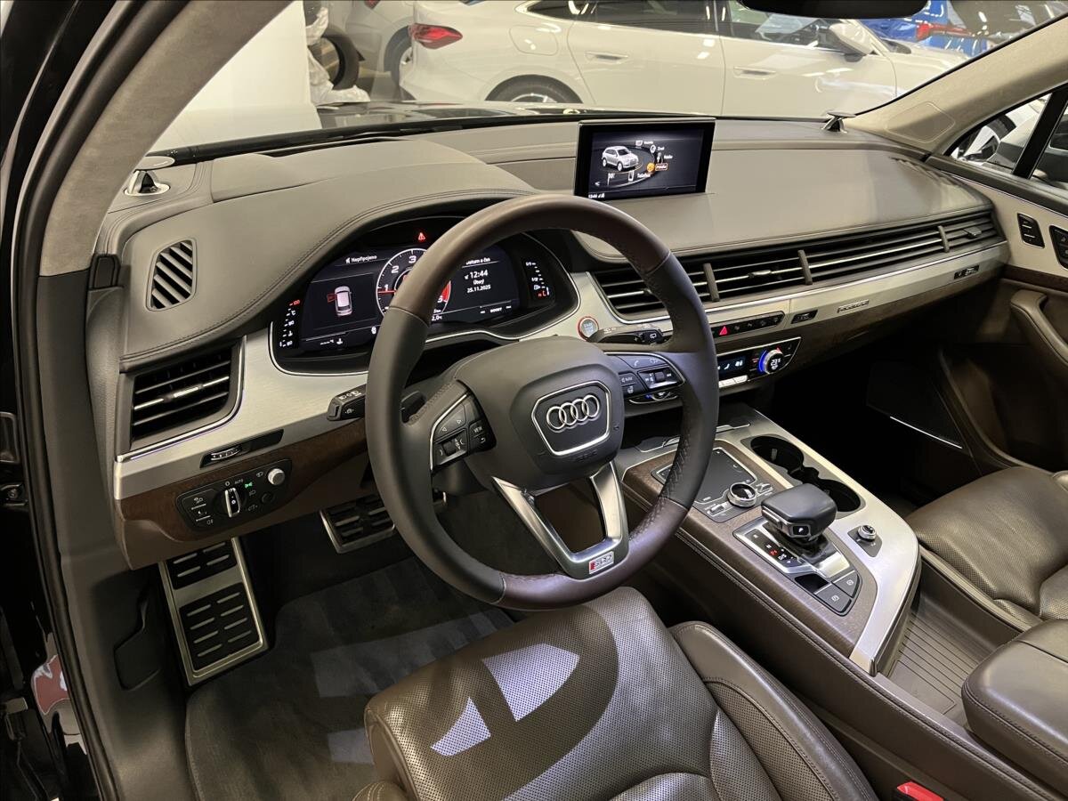 Audi SQ7 SUV / Terénní 4,0 l 320 kw