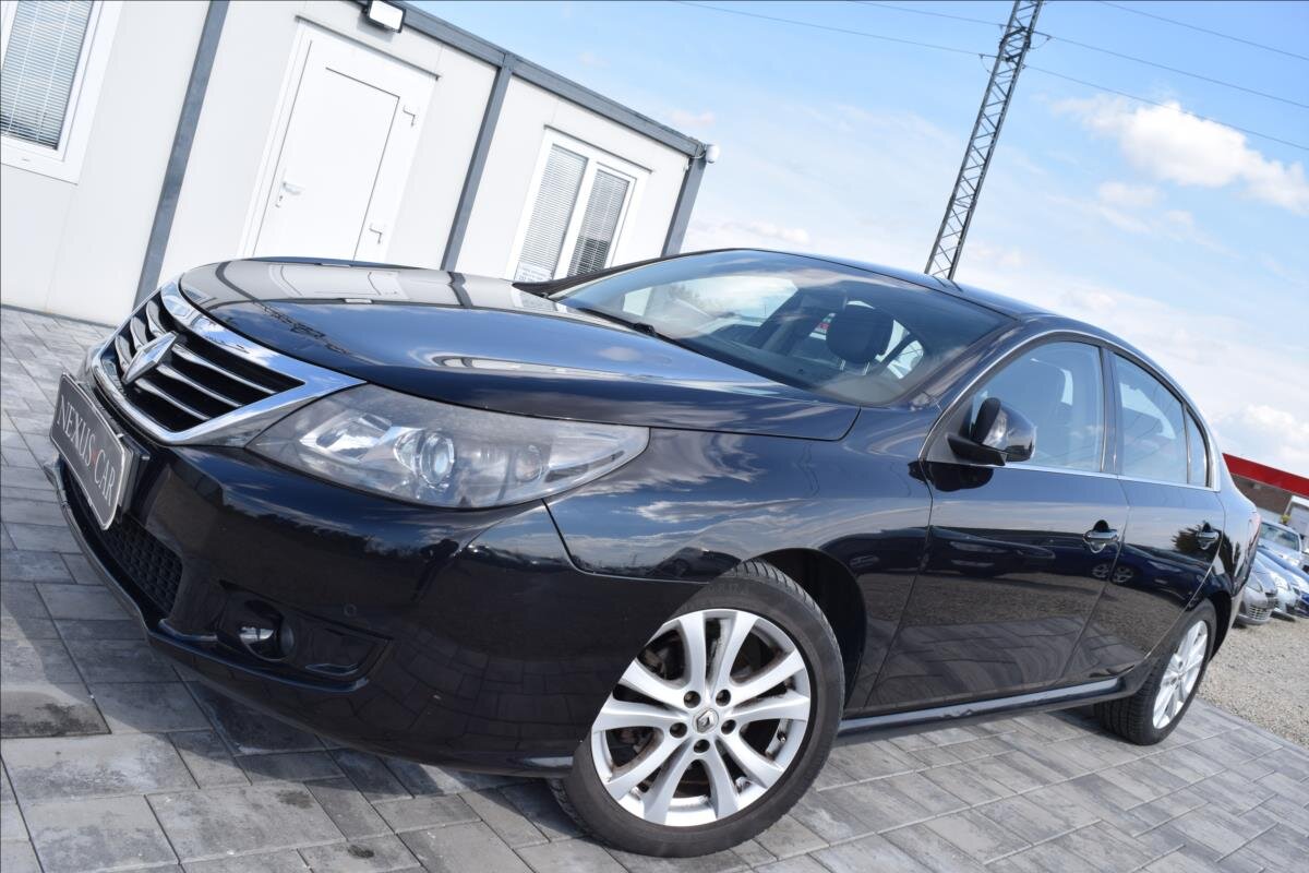 Renault Latitude Sedan / Limuzína 2,0 l 110 kw