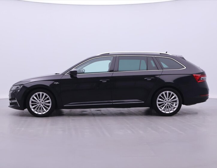Škoda Superb 4