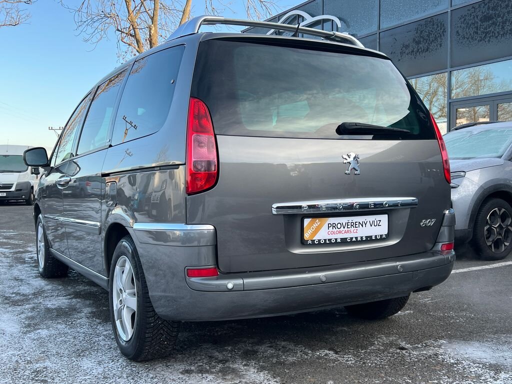 Peugeot 807 MPV 2,0 l 120 kw
