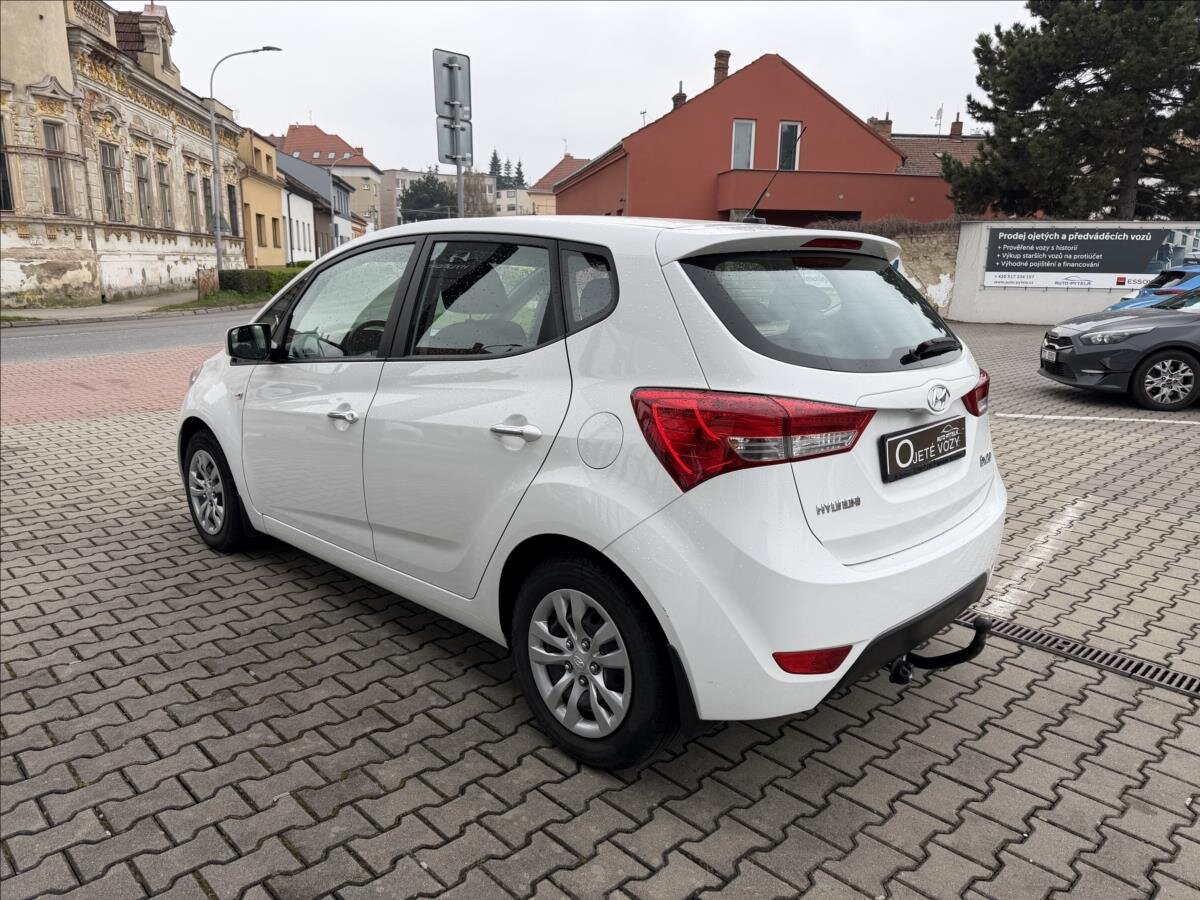 Hyundai ix20 MPV 1,6 l 91 kw