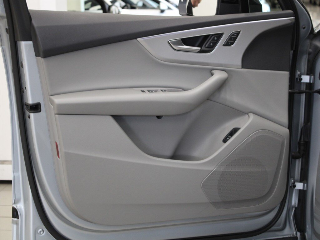 Audi Q7 SUV / Terénní 3,0 l 170 kw