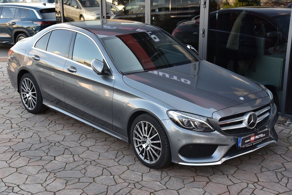 Mercedes-Benz Třídy C Sedan / Limuzína 2,1 l 125 kw