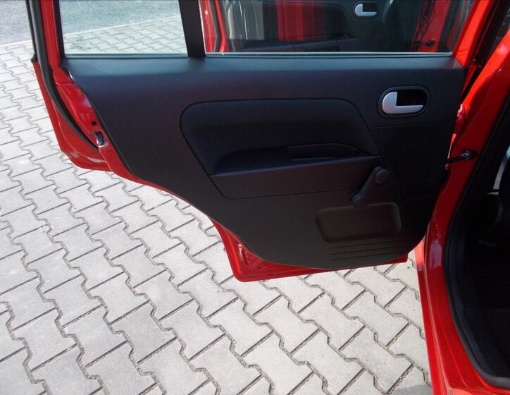 Ford Fusion Kombi 1,4 l 59 kw