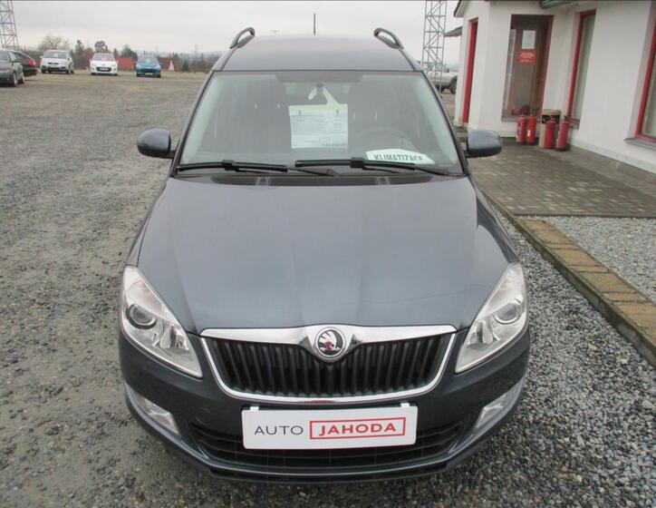 Škoda Roomster 2