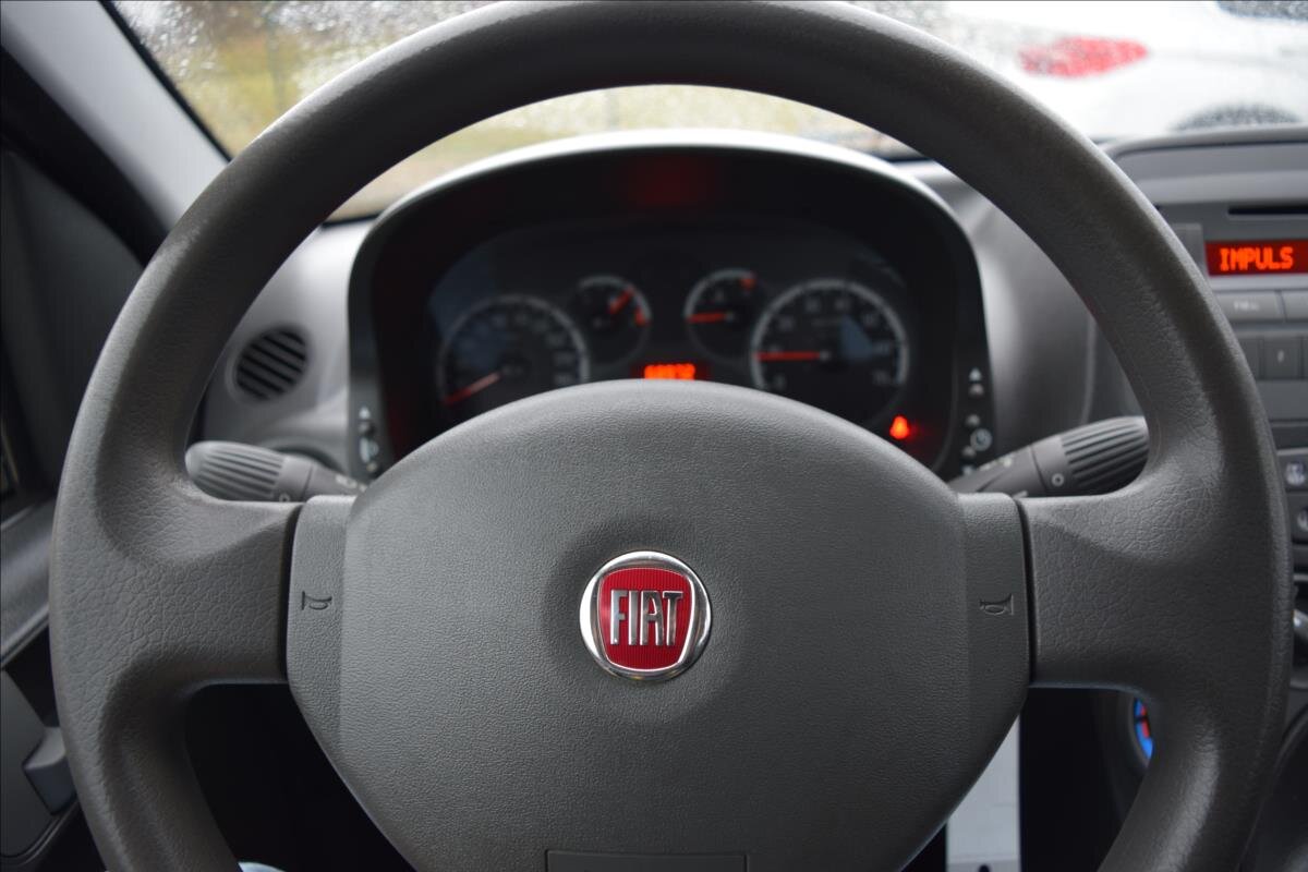 Fiat Panda Kombi 1,2 l 51 kw