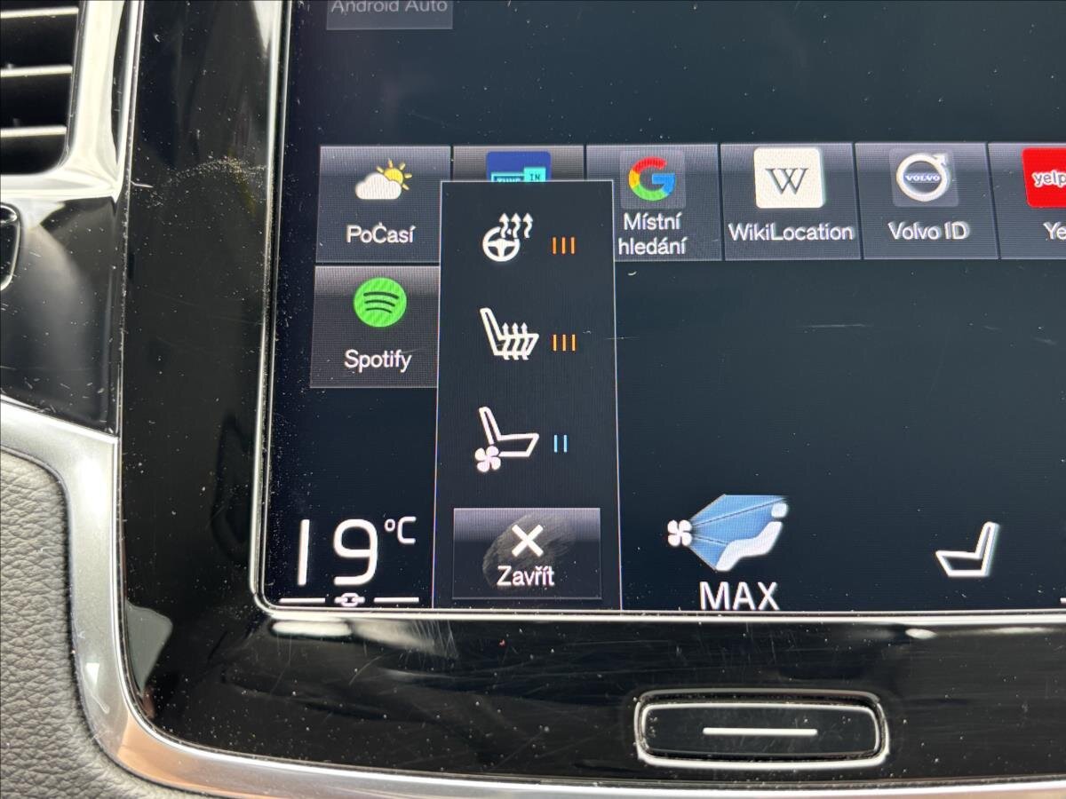 Volvo XC90 SUV 2,0 l 173 kw