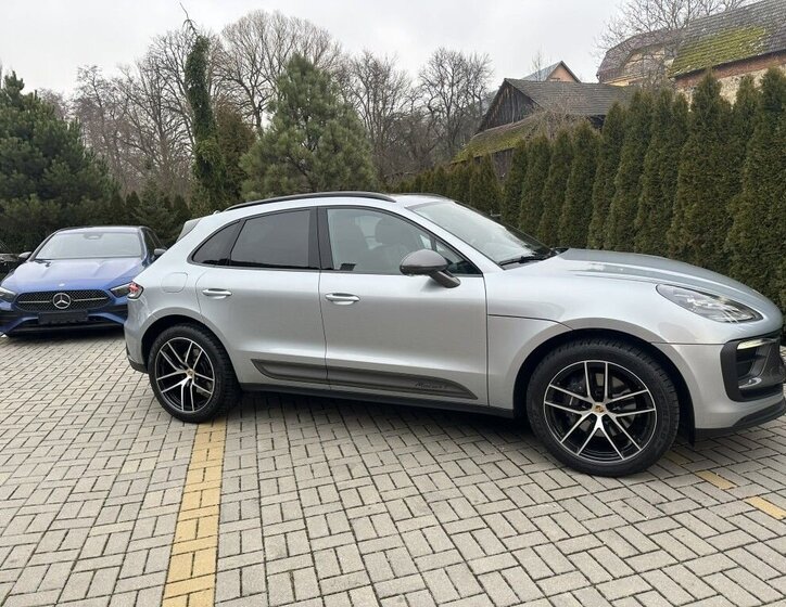 Porsche Macan 3