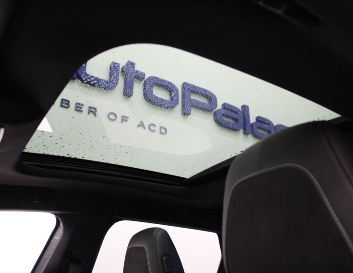 Peugeot 308 Kombi 1,2 l 96 kw