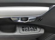 Volvo V90 9