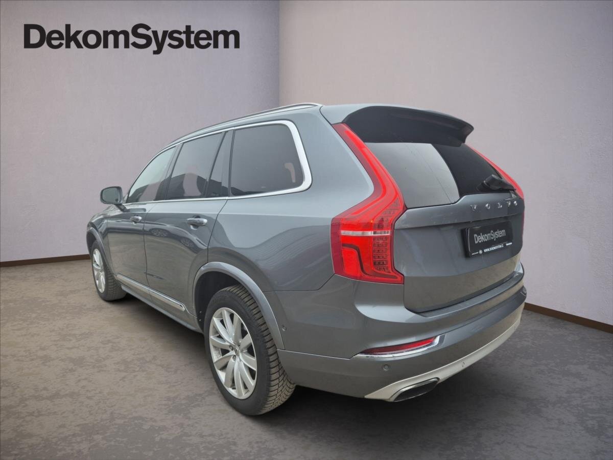 Volvo XC90 SUV / Terénní 2,0 l 165 kw