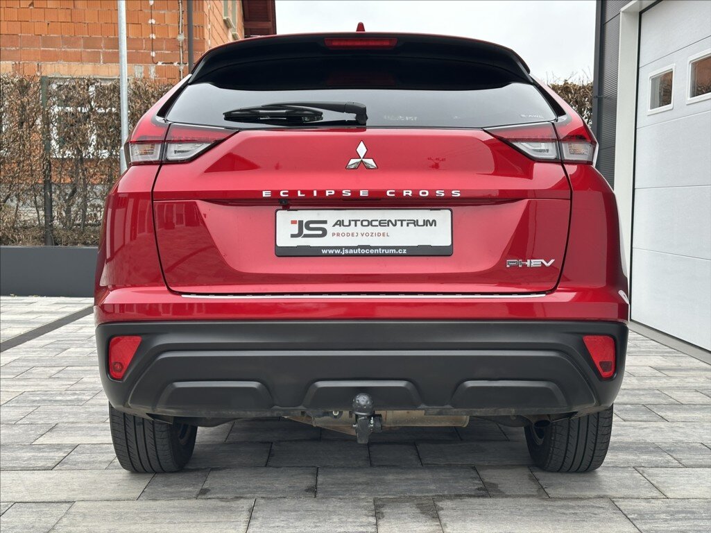 Mitsubishi Eclipse Cross SUV / Terénní 2,4 l 138 kw