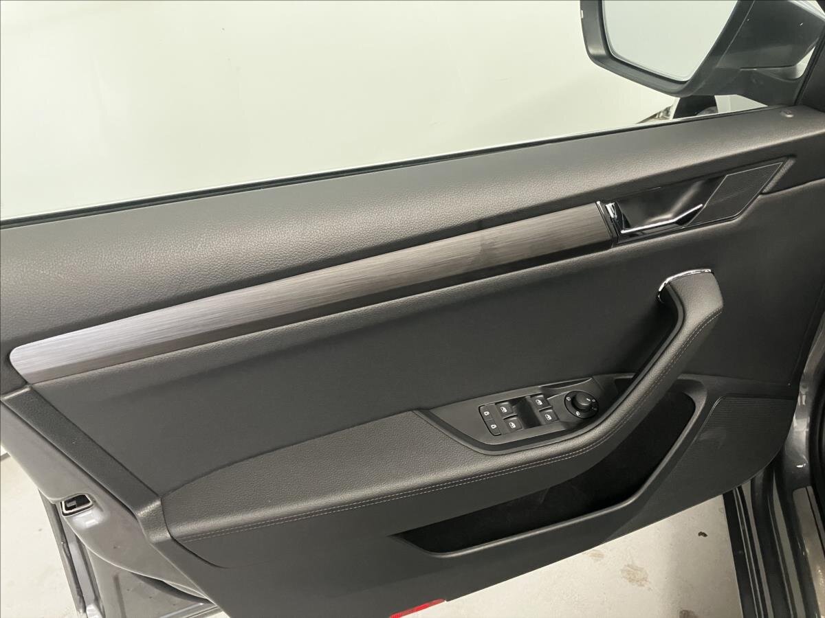 Škoda Superb Kombi 2,0 l 110 kw