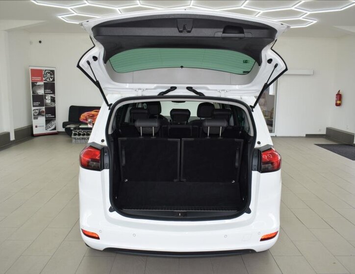 Opel Zafira MPV 2,0 l 96 kw