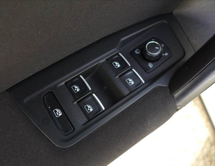 Volkswagen Tiguan SUV / Terénní 2,0 l 110 kw