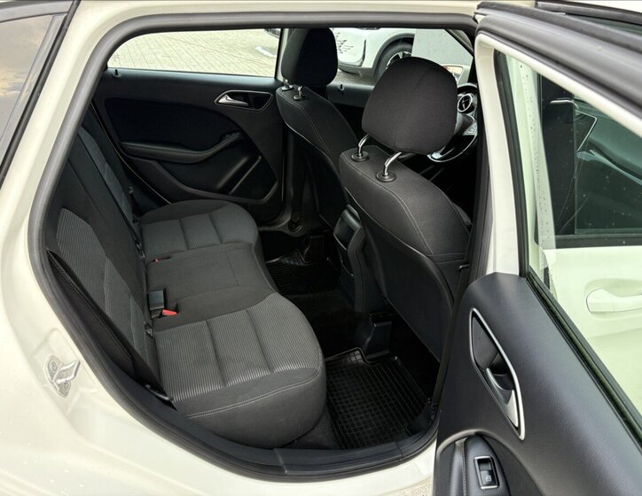 Mercedes-Benz Třídy B Kombi 1,5 l 80 kw