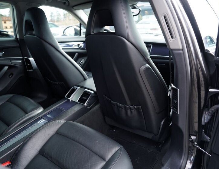 Porsche Panamera Sedan 3,6 l 220 kw