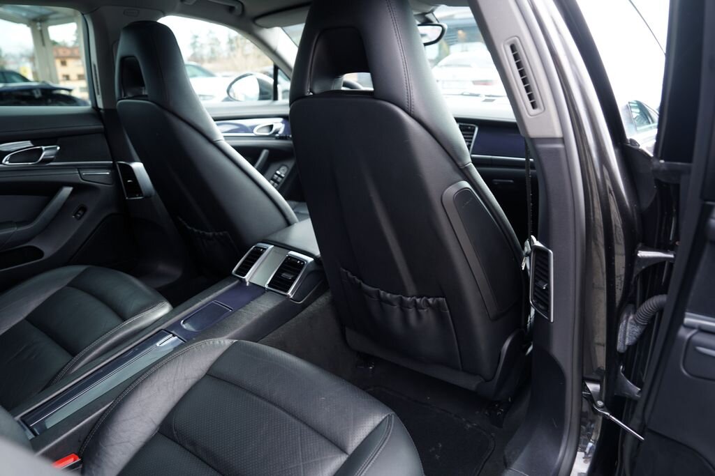 Porsche Panamera Sedan 3,6 l 220 kw