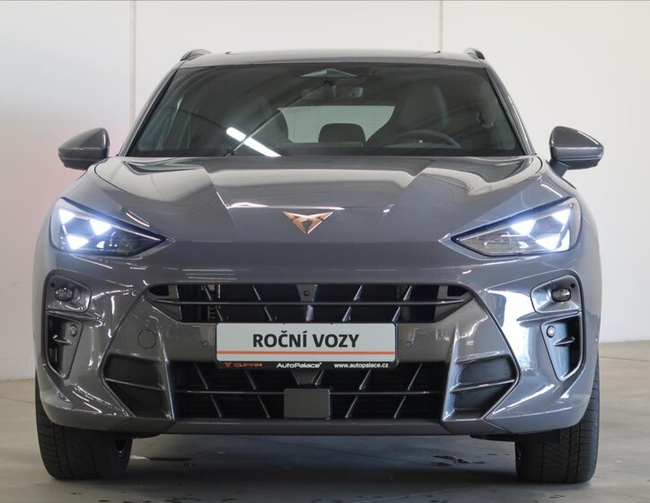 Cupra Terramar SUV / Terénní 2,0 l 195 kw