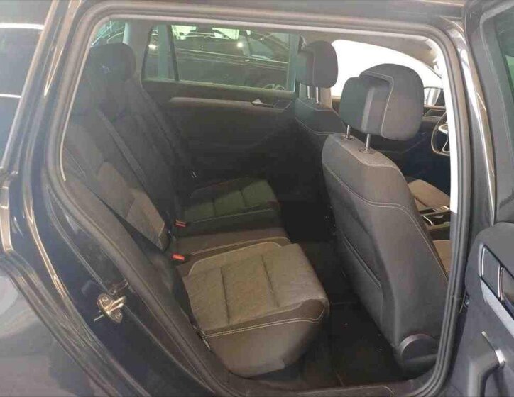 Volkswagen Passat Kombi 2,0 l 110 kw