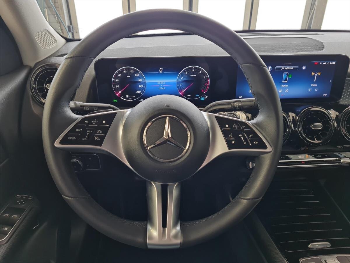 Mercedes-Benz GLB SUV 2,0 l 140 kw