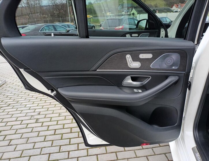 Mercedes-Benz GLE SUV 3,0 l 270 kw