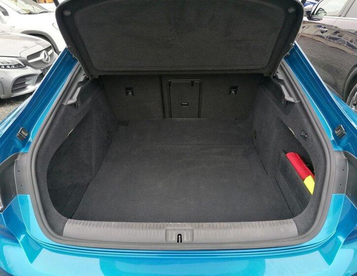 Volkswagen Arteon Sedan / Limuzína 2,0 l 110 kw