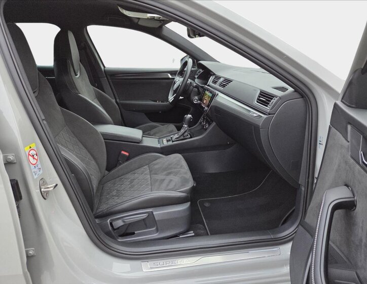 Škoda Superb Kombi 2,0 l 110 kw