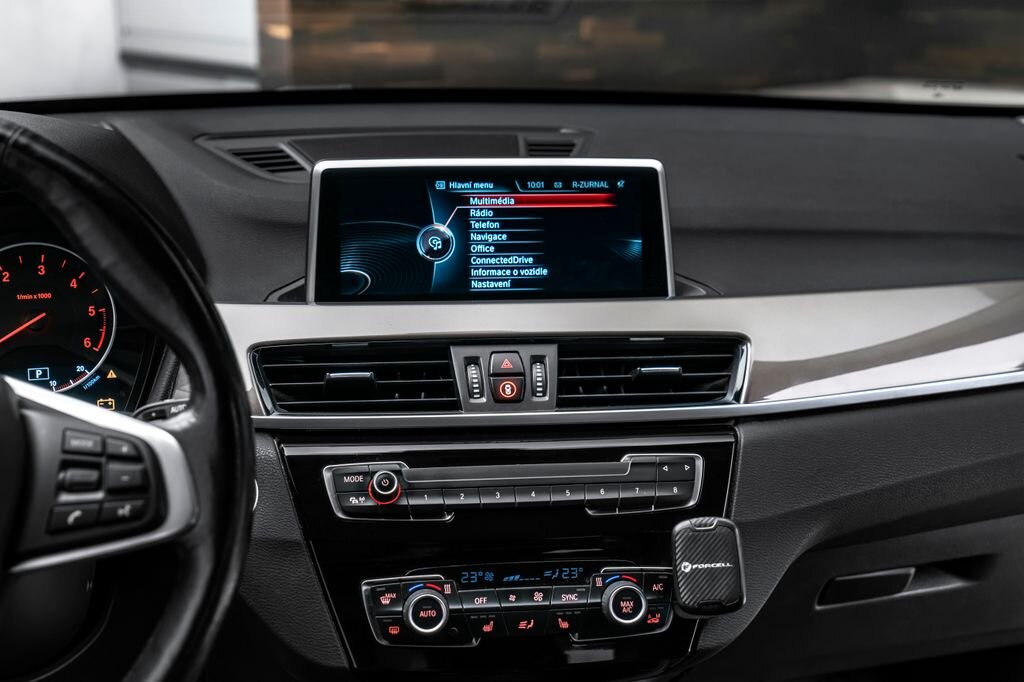 BMW X1 SUV 2,0 l 170 kw