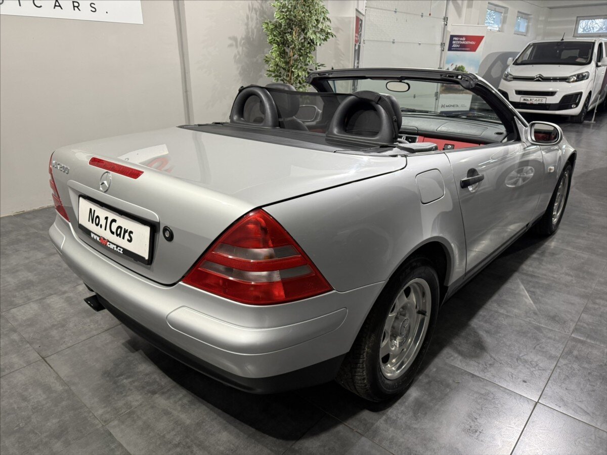 Mercedes-Benz SLK Kabriolet 2,0 l 100 kw