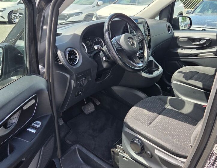 Mercedes-Benz Vito 9