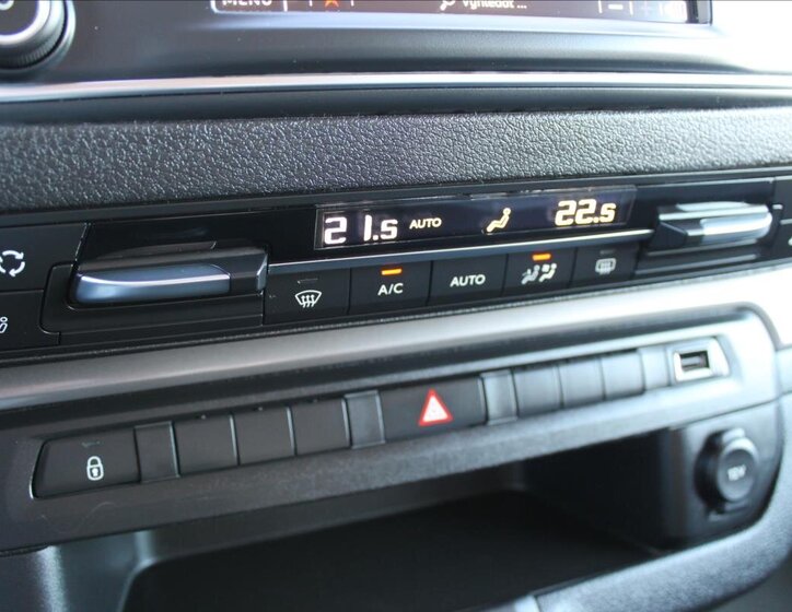 Citroën SpaceTourer MPV 2,0 l 110 kw