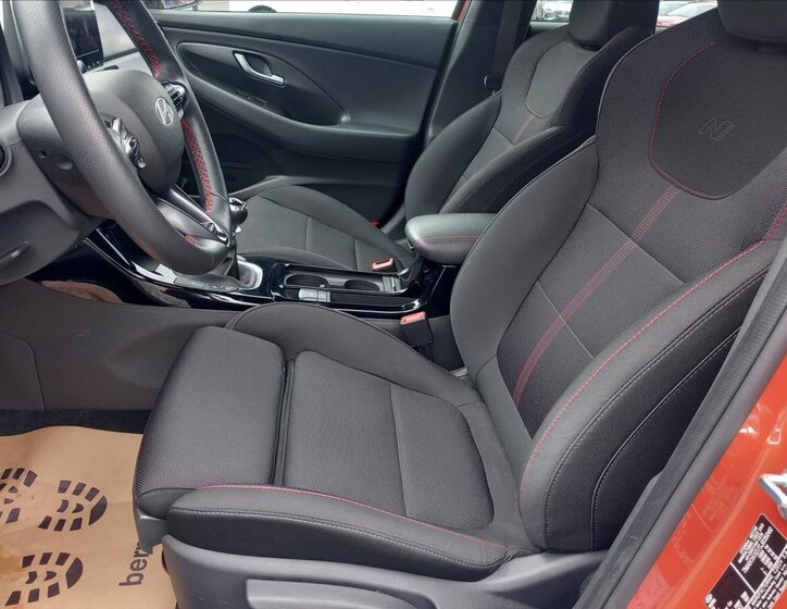 Hyundai i30 Hatchback 1,5 l 103 kw