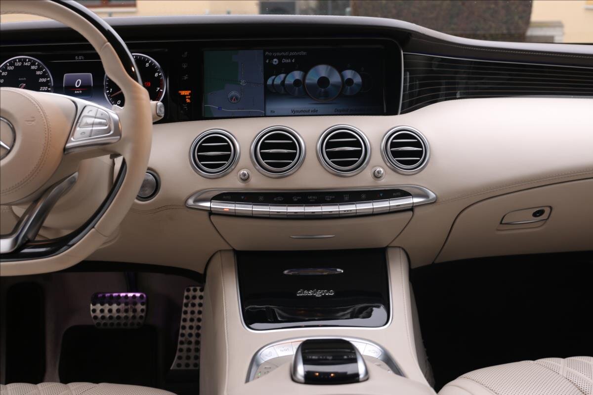 Mercedes-Benz Třídy S Kupé 4,7 l 335 kw