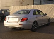 Mercedes-Benz Třídy E Sedan 2,0 l 180 kw