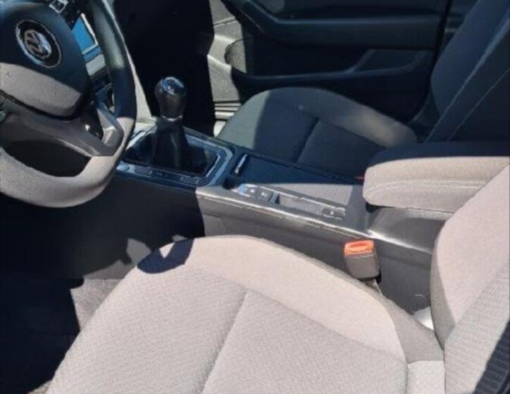 Volkswagen Passat Kombi 0,0 110 kw