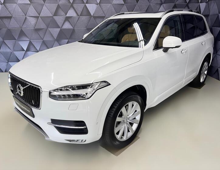 Volvo XC90 1