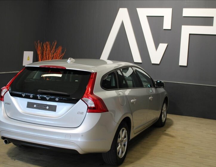 Volvo V60 Kombi 1,6 l 84 kw