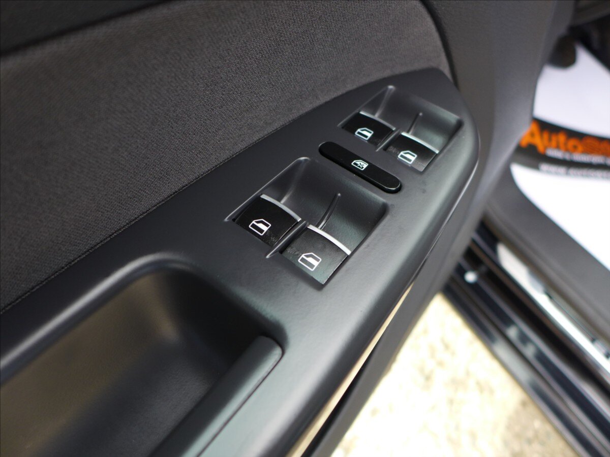 Volkswagen Touran Kombi 1,4 l 103 kw