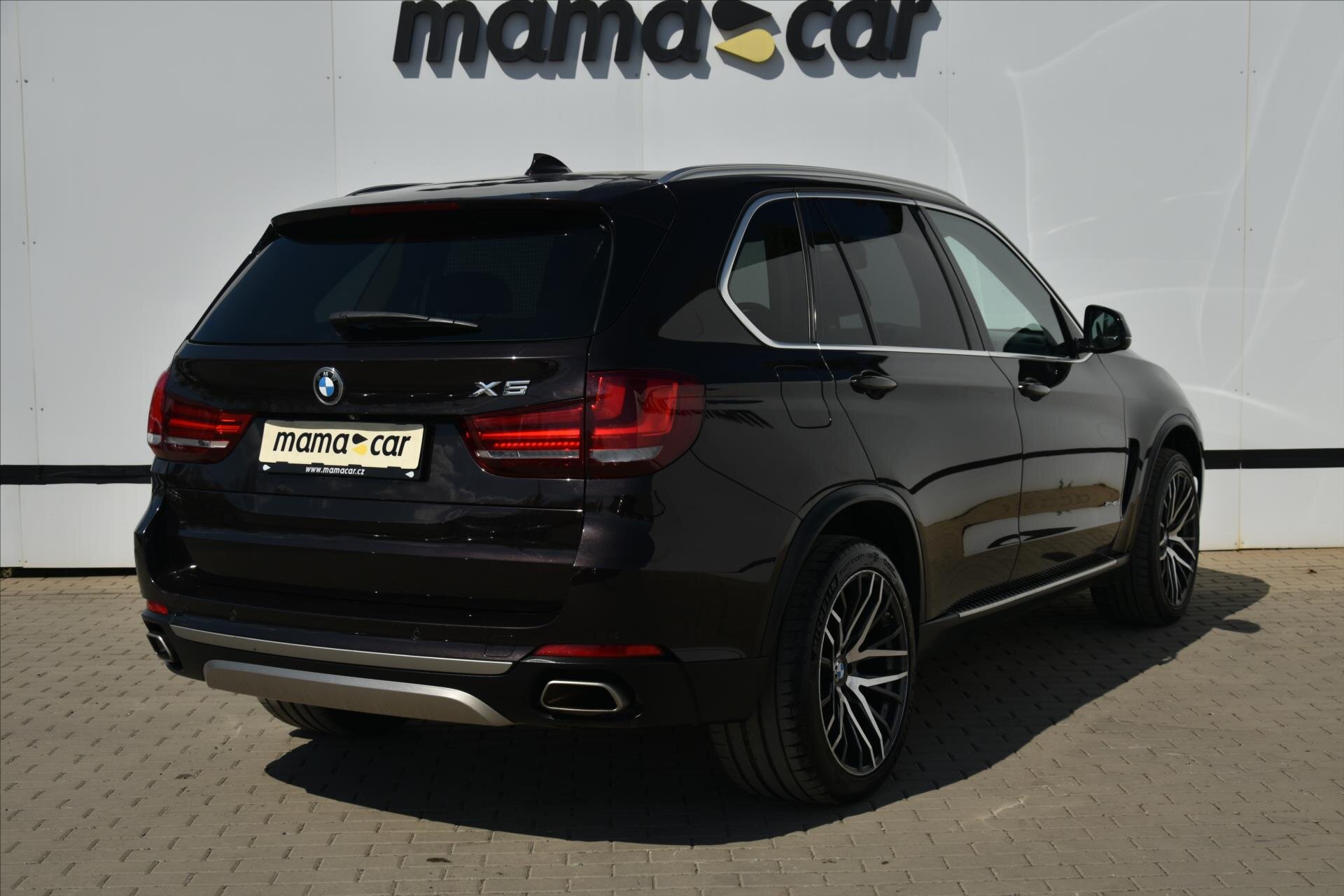 BMW X5 SUV / Terénní 3,0 l 230 kw